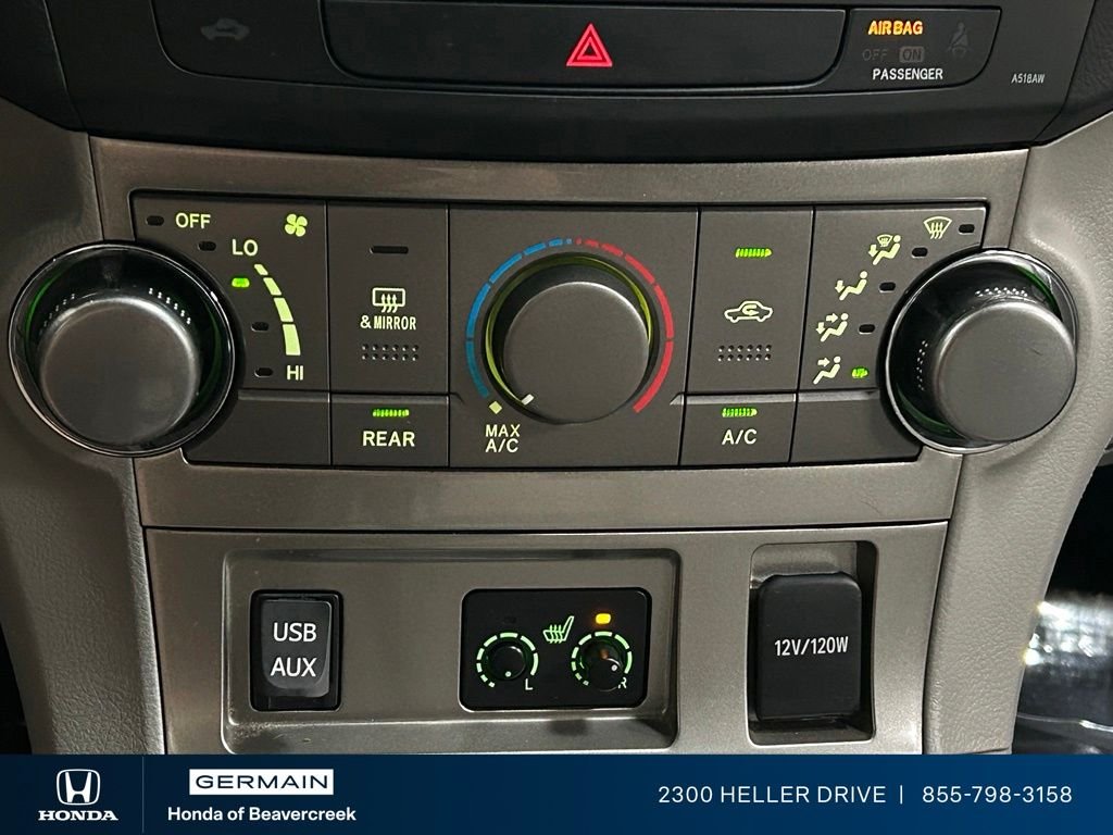 Used 2012 Shoreline Mist Toyota SE image 24