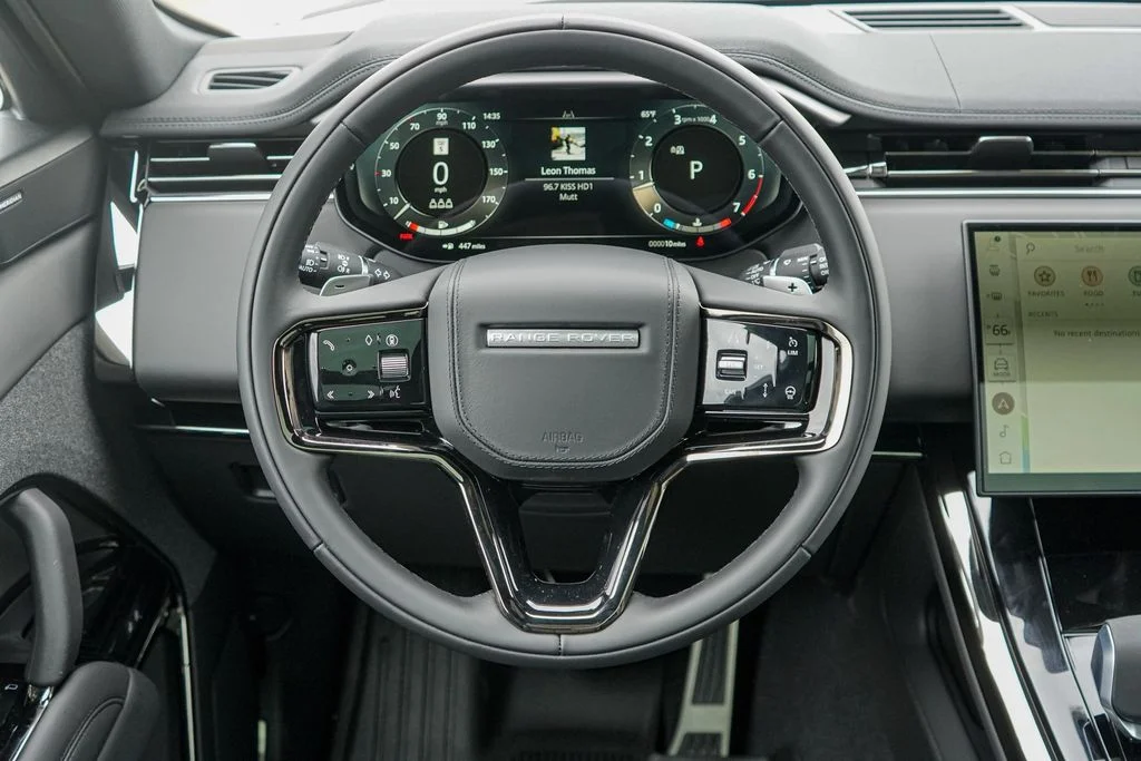 New 2026 White Land Rover Dynamic SE image 28