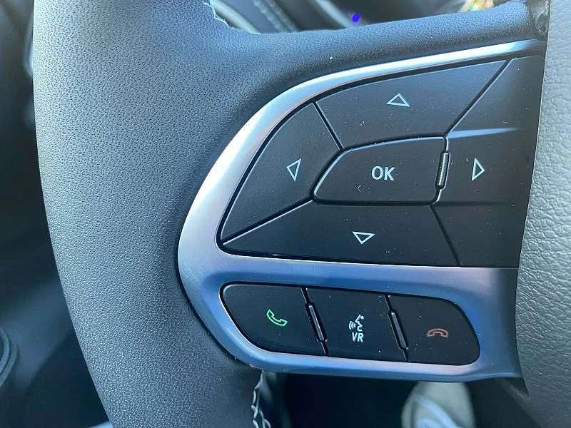 2026 Chrysler Pacifica Select - Photo 14
