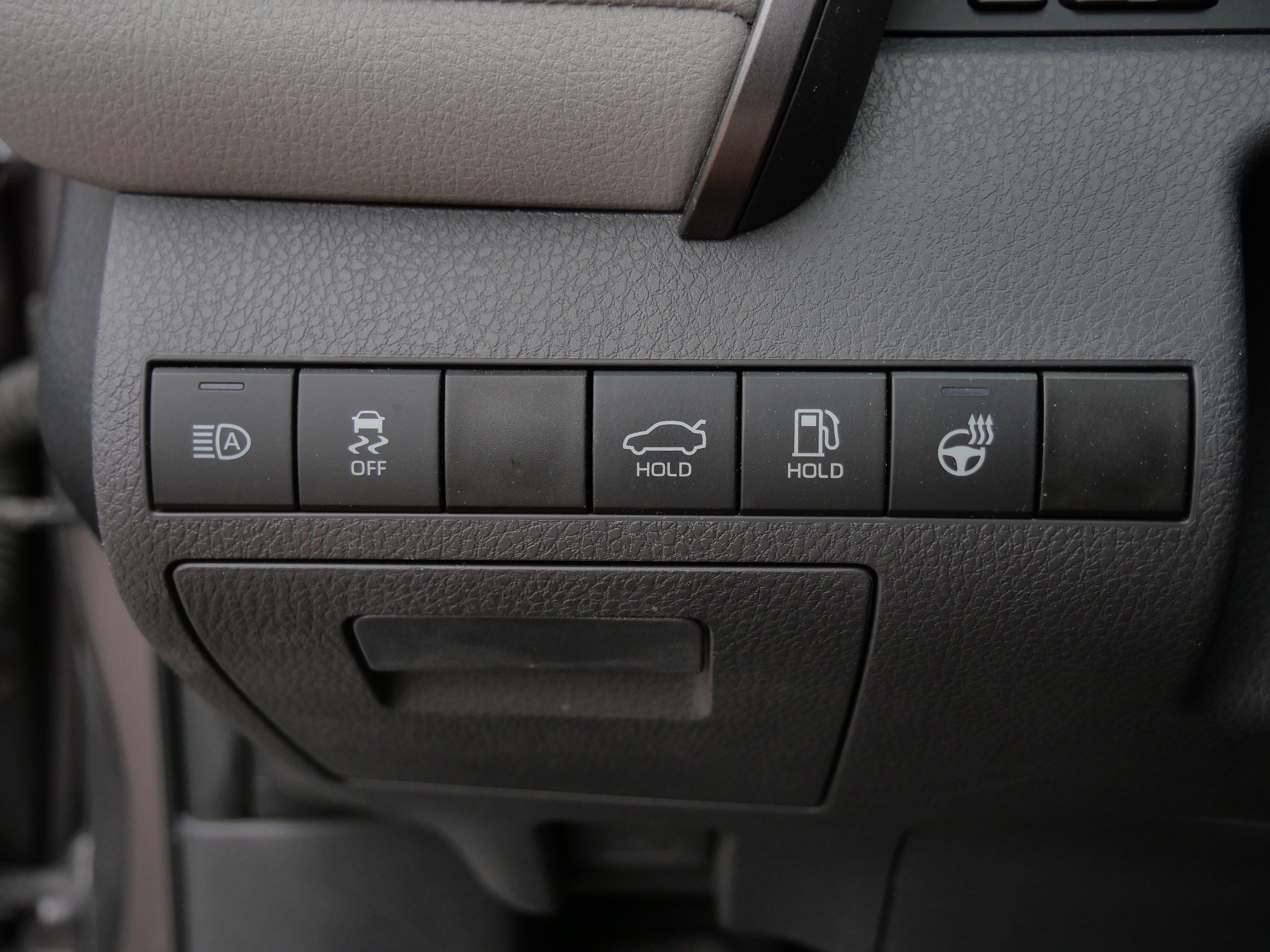 Certified Used 2021 Predawn Gray Mica Toyota Hybrid XLE image 27