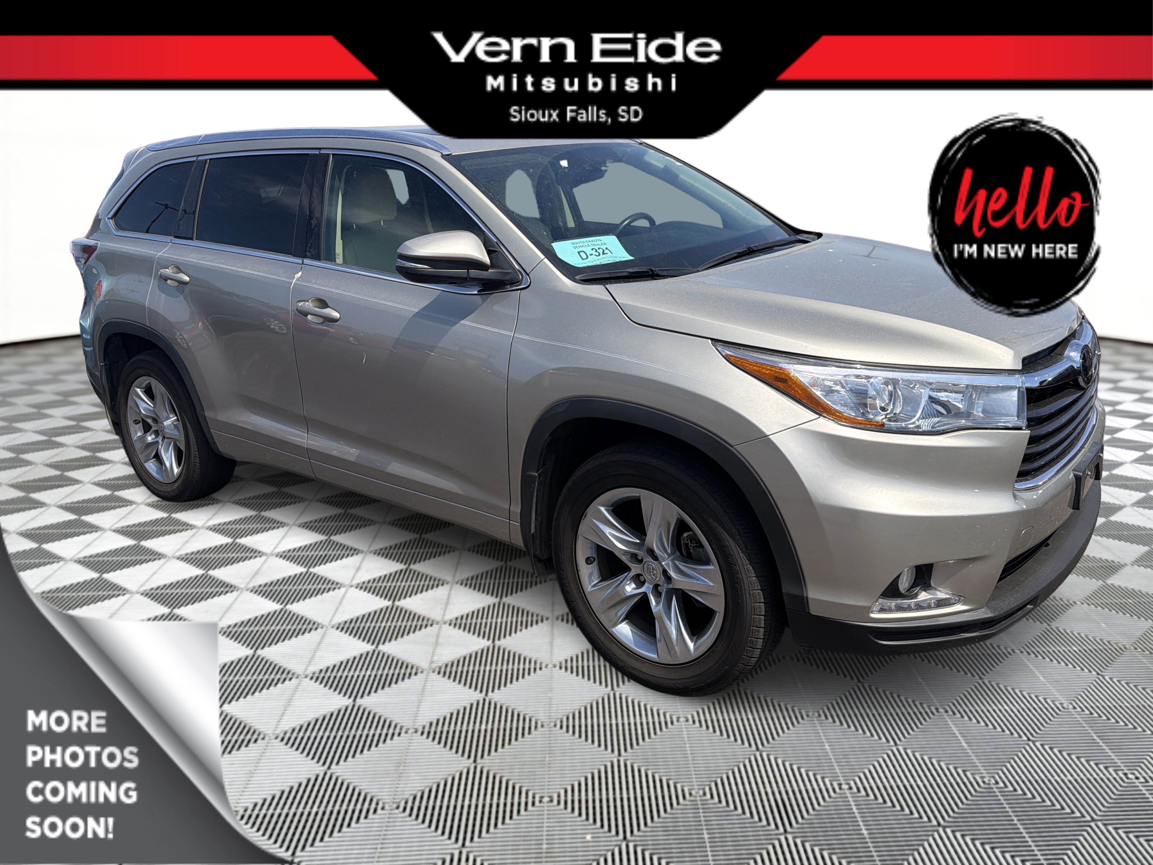 Used 2015 Creme Brulee Toyota Limited Platinum image 1