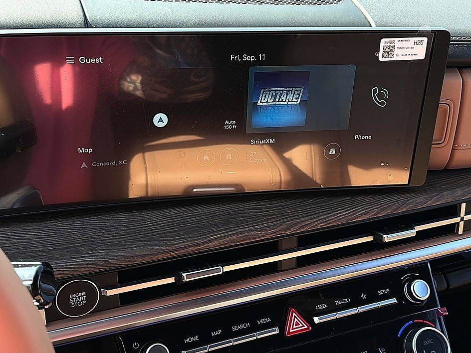 New 2027 Ecotronic Gray Hyundai Limited AWD image 10