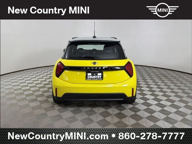 New 2026 Yellow MINI Signature Plus image 6