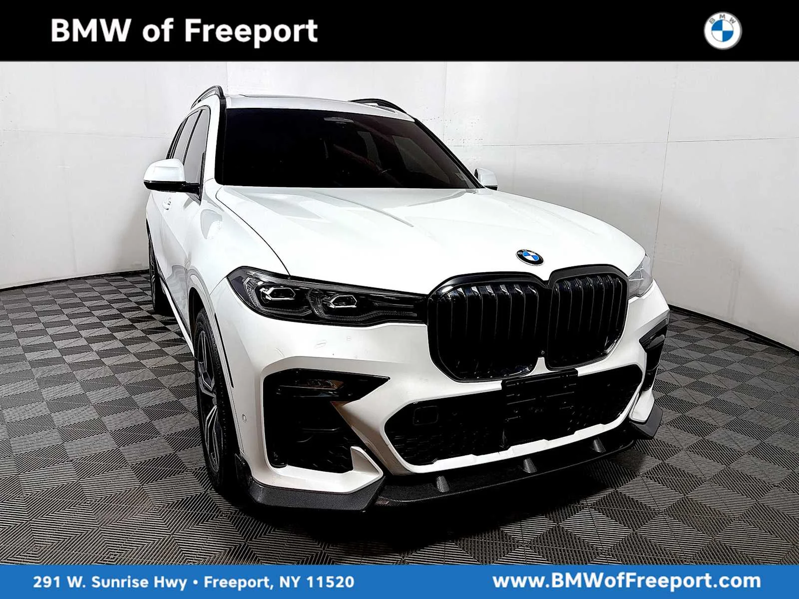 2022 BMW X7 xDrive40i's photo