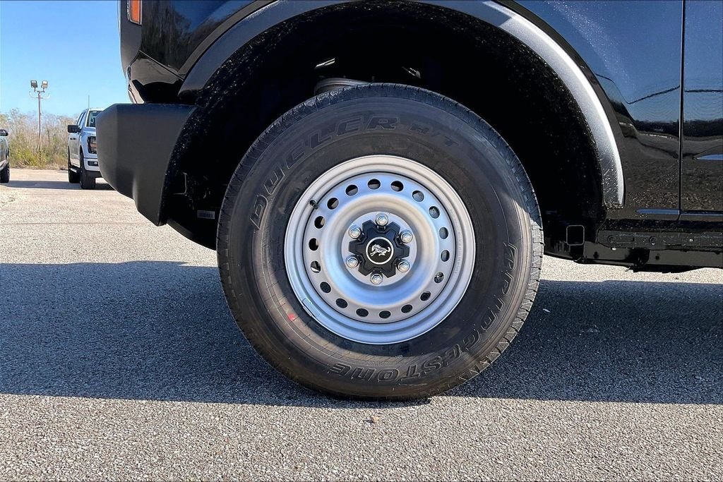 New 2025 Ford Bronco Base 4D Sport Utility