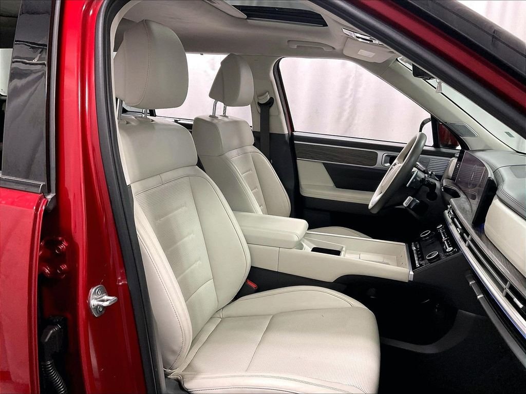 Used 2024 Red Hyundai Calligraphy image 11