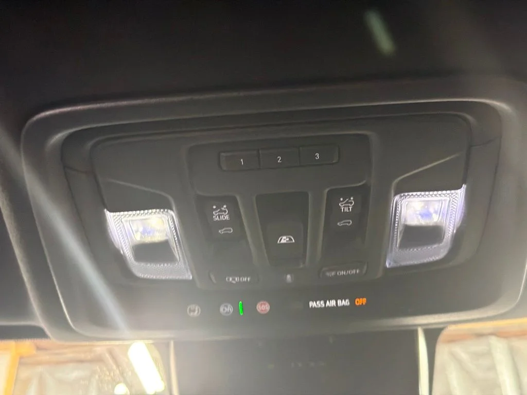 Used 2024 Onyx Black GMC Denali Ultimate image 17