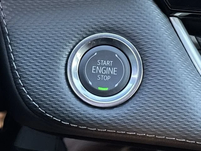 2027 Chevrolet Equinox LT - Photo 19