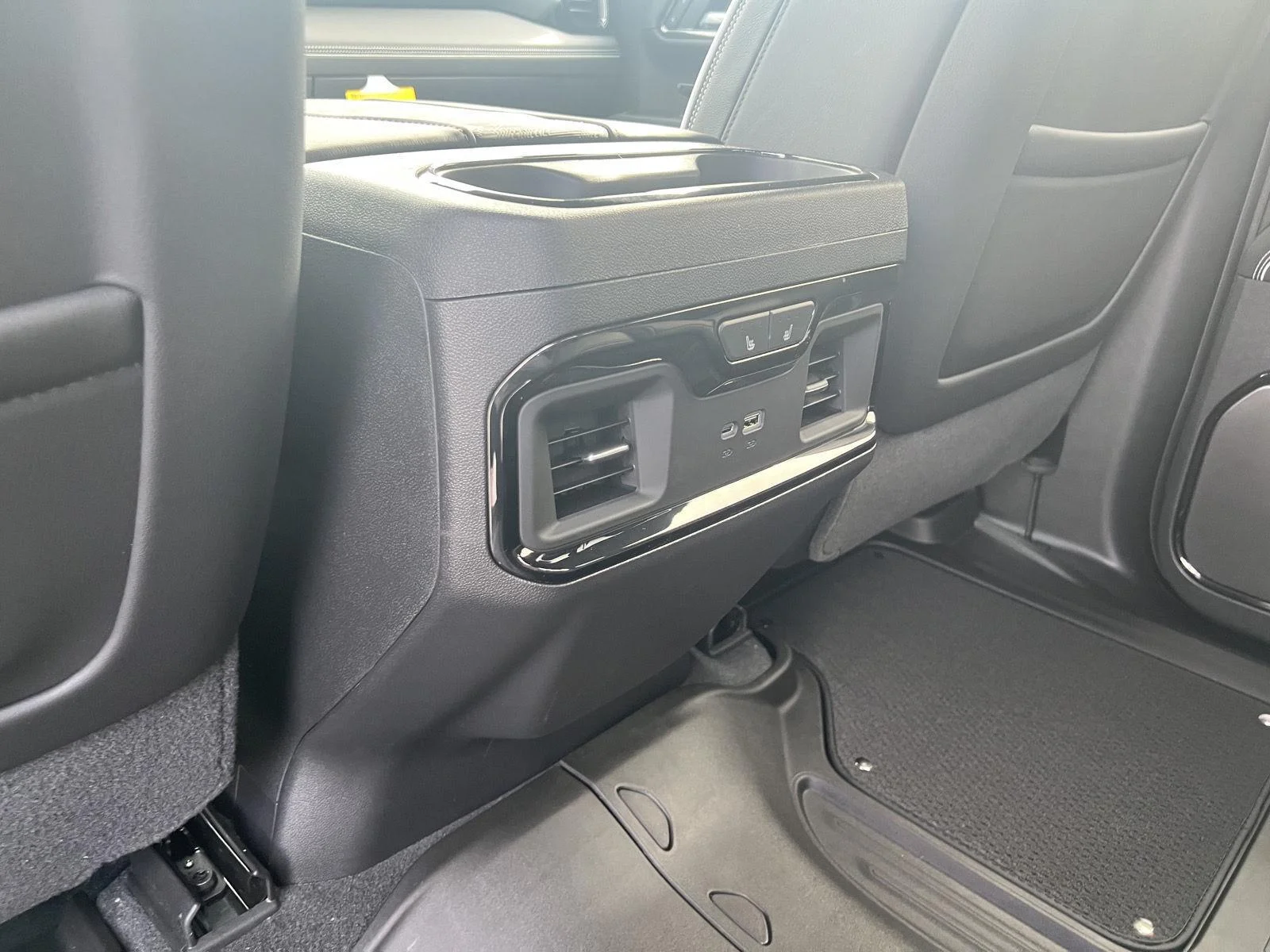 2026 GMC Sierra 1500 AT4X - Photo 33