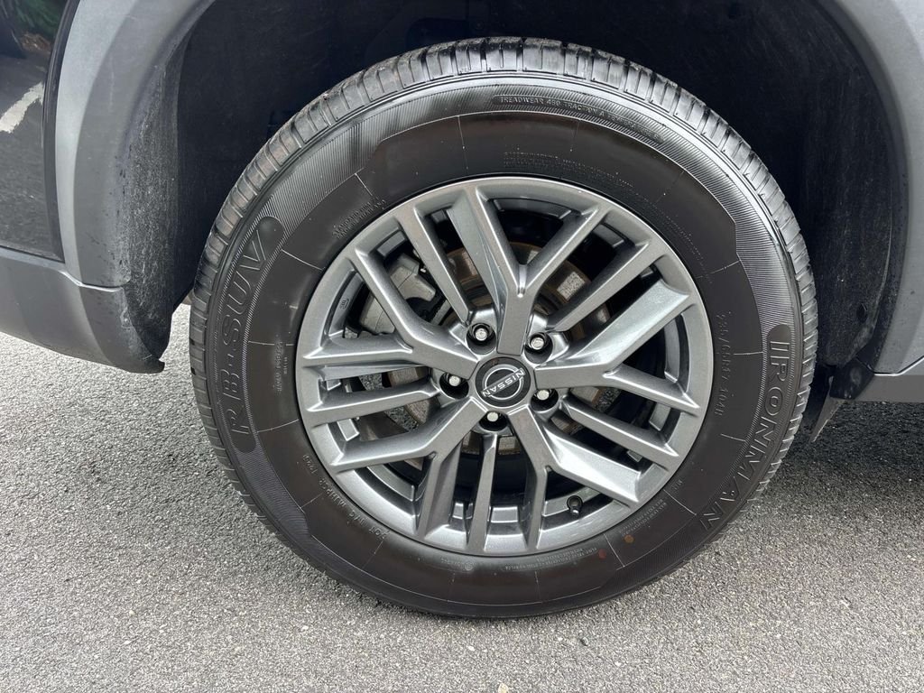Used 2024 Black Nissan S image 32