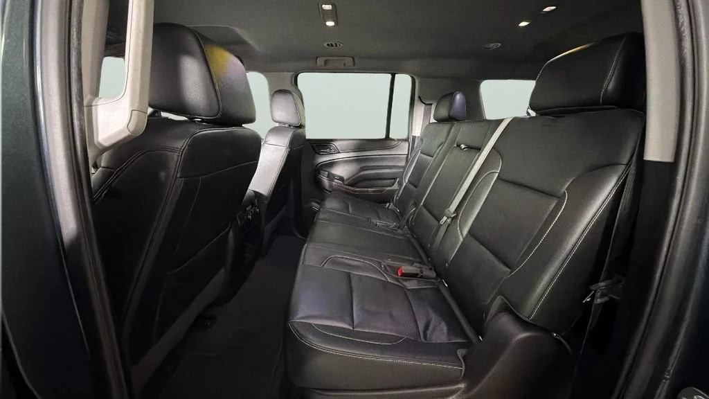 Used 2019 SHADOW GRAY METALLIC Chevrolet LT image 25