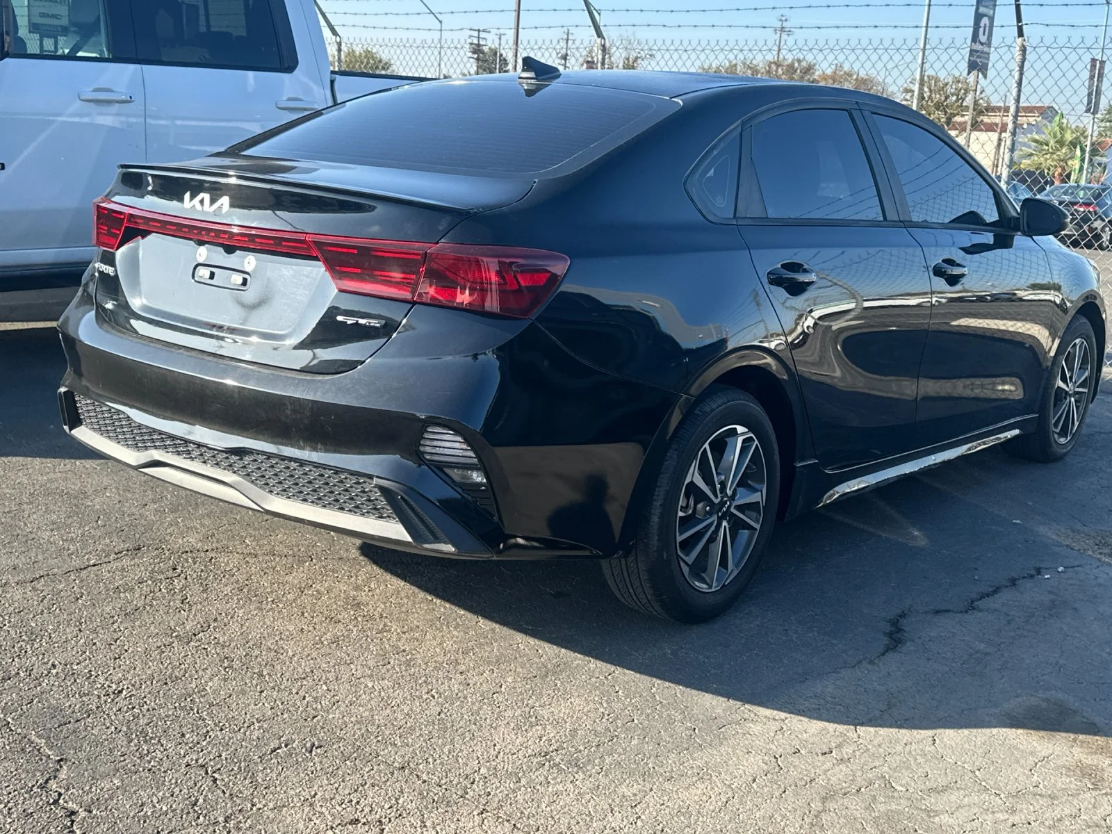 Used 2023 Black Kia GT-Line image 3