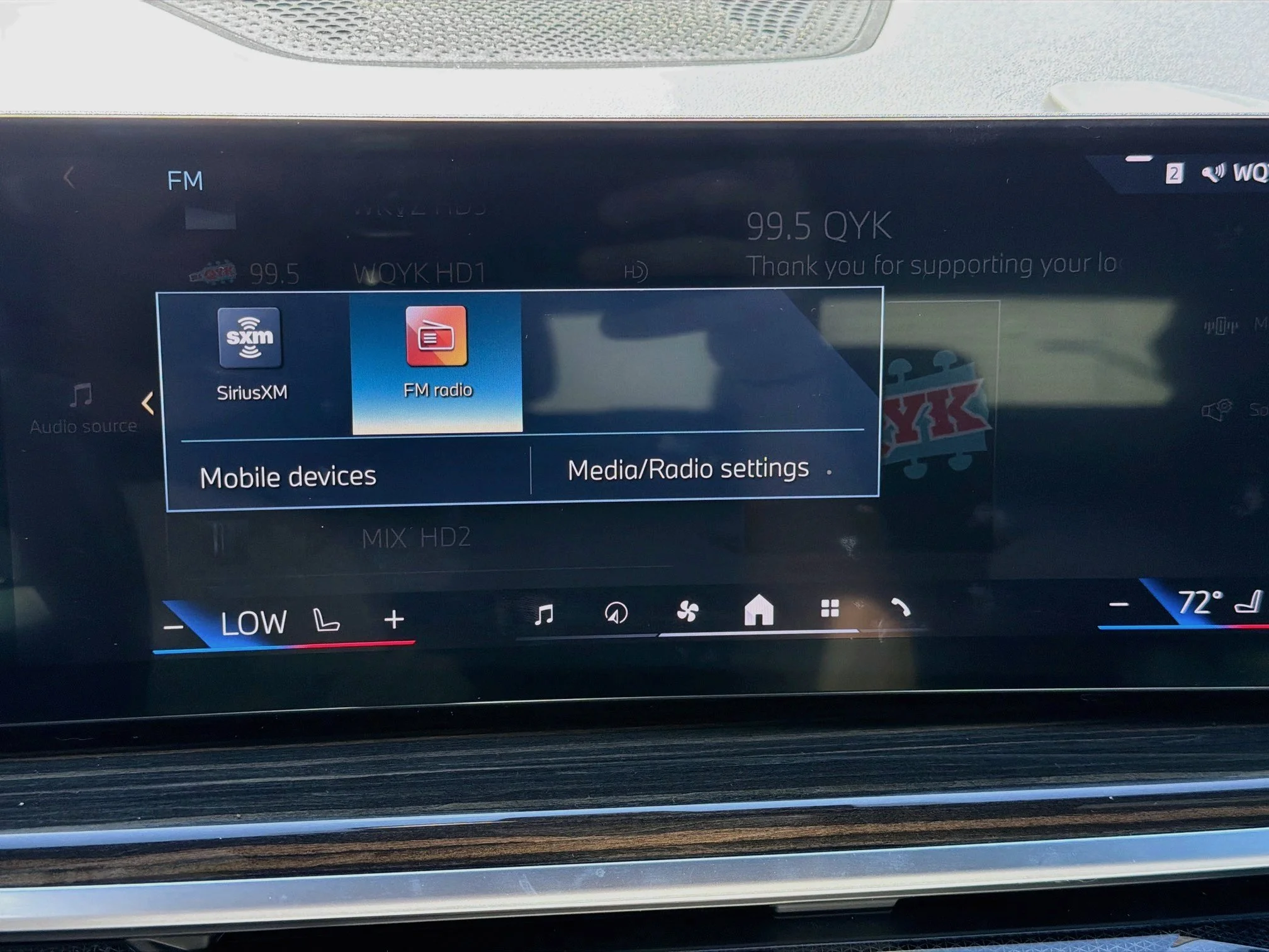 Used 2024 Brooklyn Grey Metallic BMW xDrive50e image 31