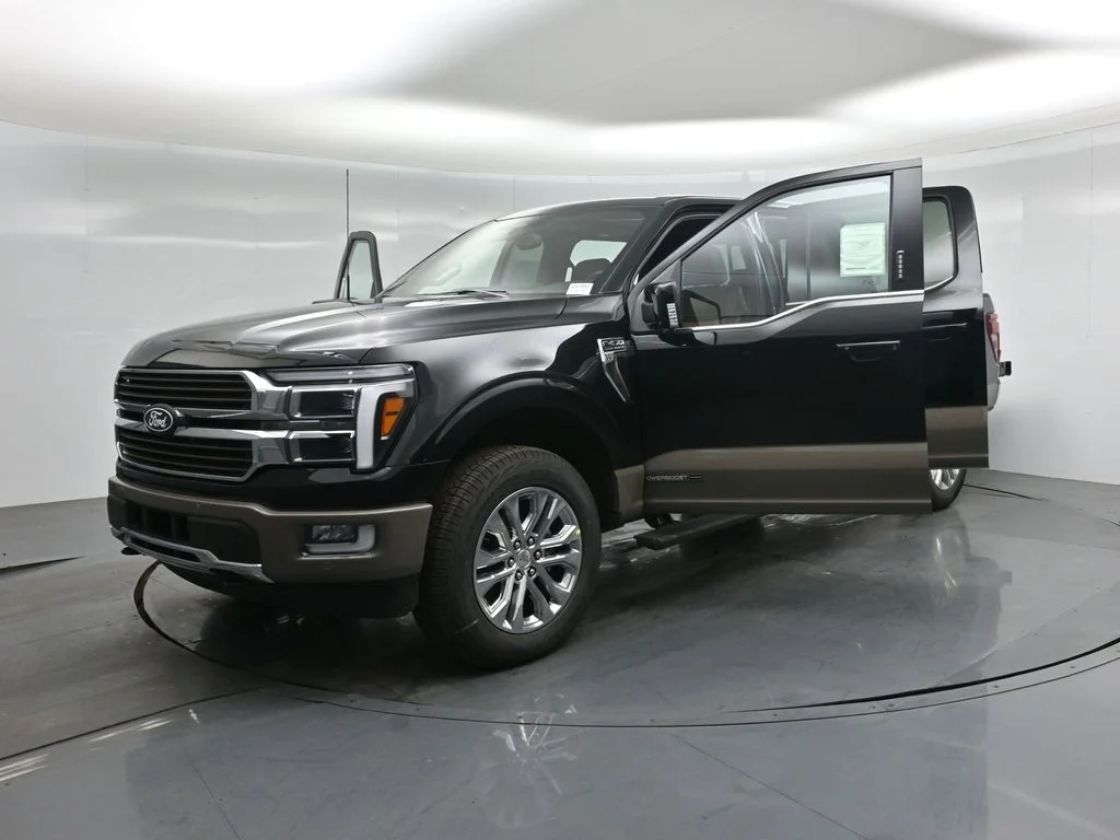 New 2026 Agate Black Metallic Ford King Ranch image 30