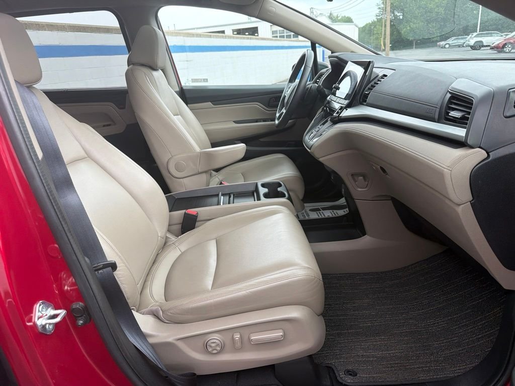 Certified Used 2023 Radiant Red Metallic II Honda EX-L image 27