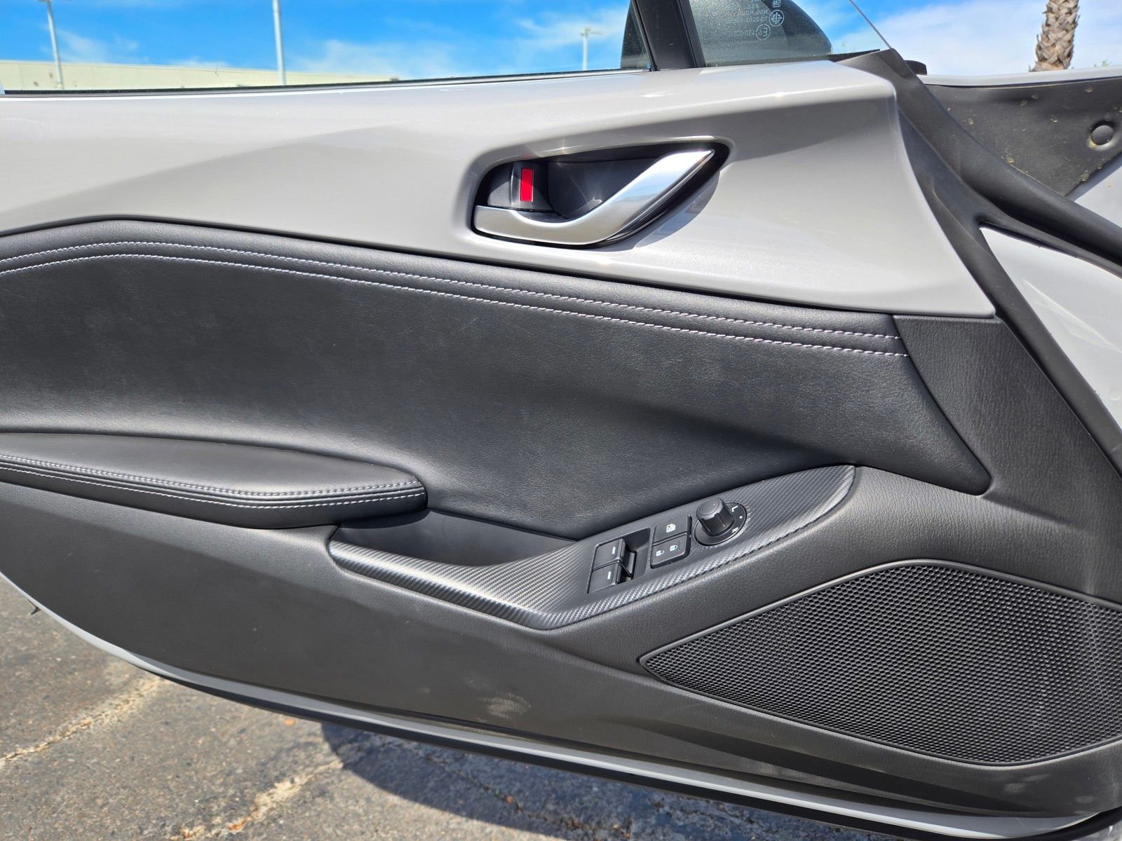 2025 Mazda MX-5 Miata Club - Photo 14