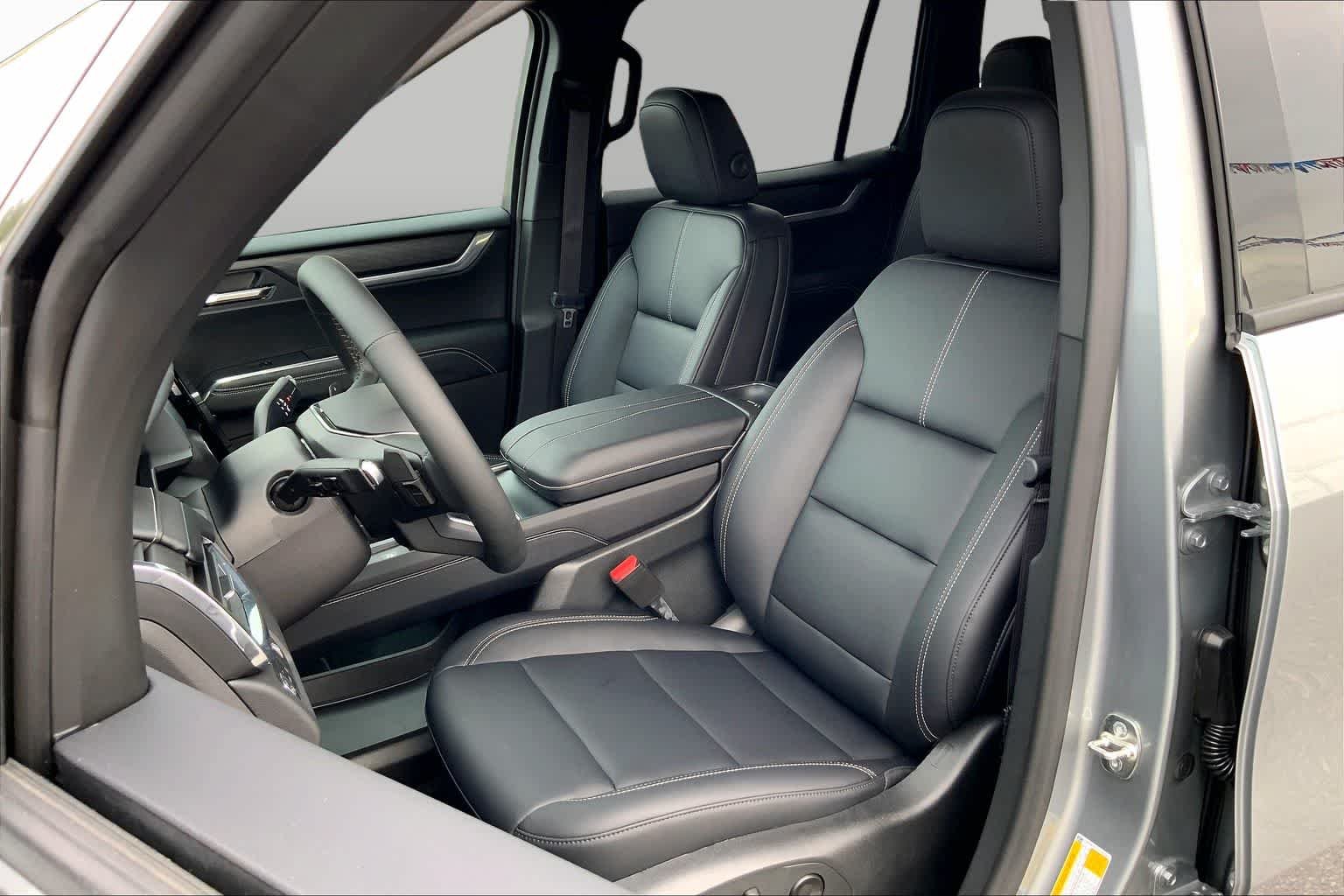 2026 GMC Acadia Elevation - Photo 9