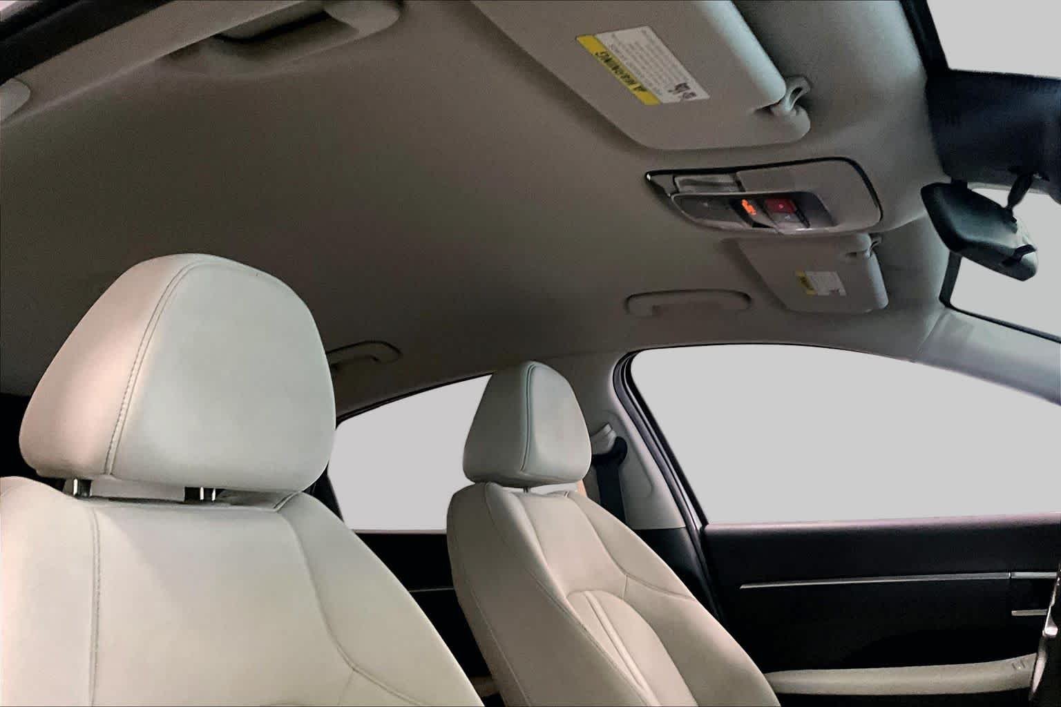 Used 2023 Serenity White Hyundai SEL image 14