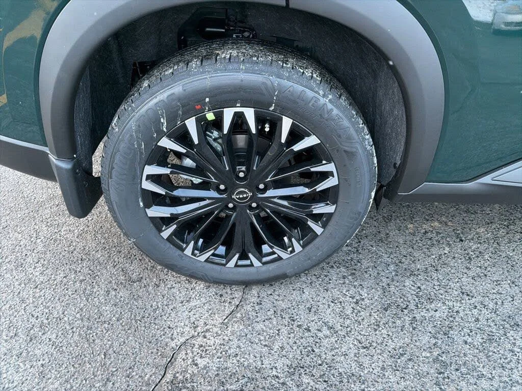 Used 2026 Green Nissan Dark Armor image 24