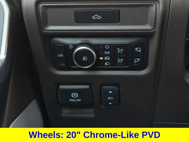 New 2026 Star White Metallic Tri-Coat Ford King Ranch® image 23