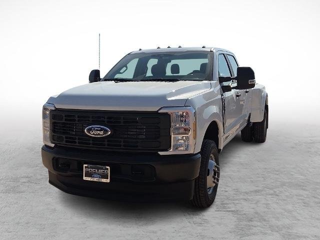 New 2026 Oxford White Ford F-350® XL image 29