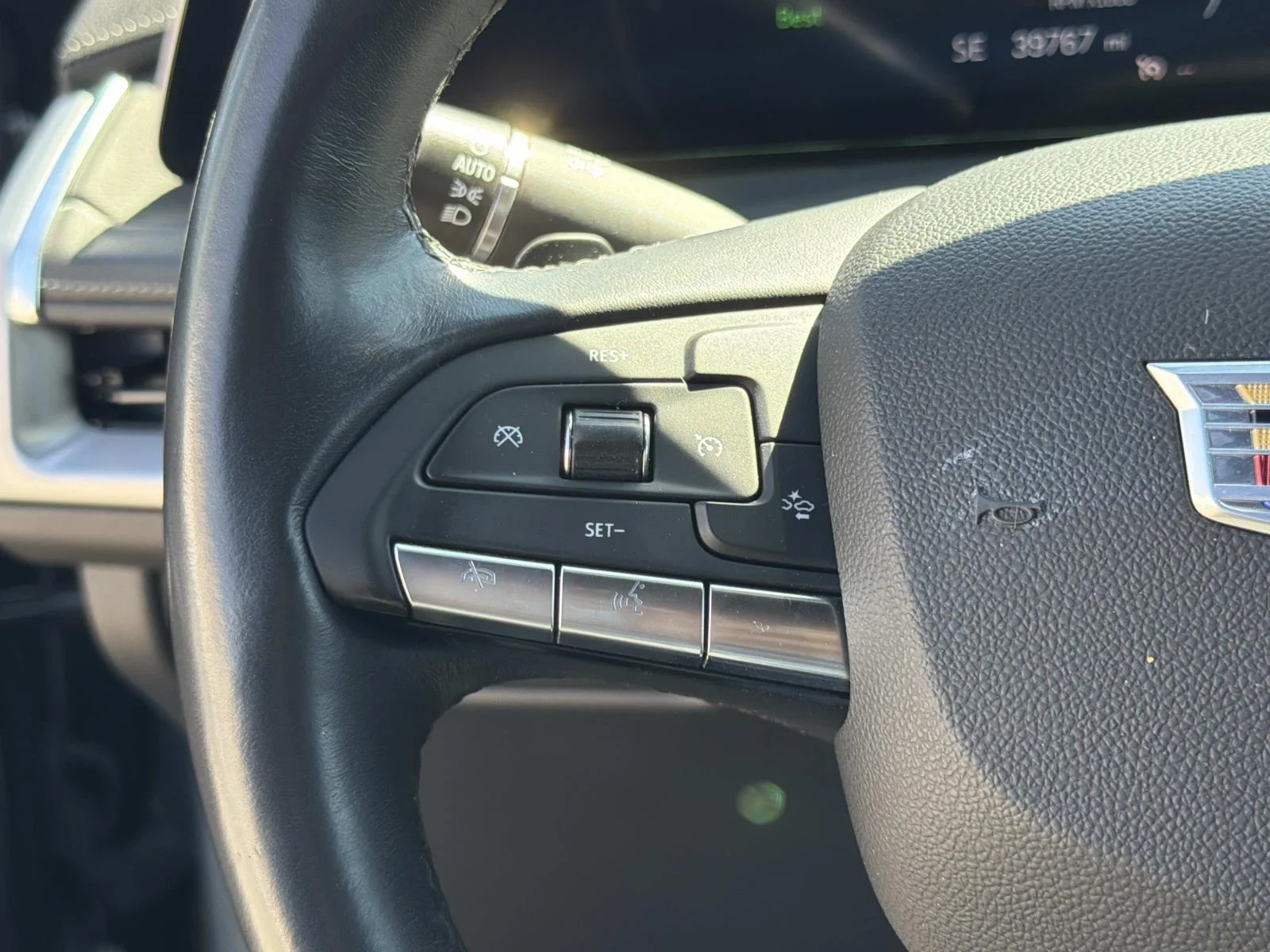 2024 Cadillac XT4 Premium Luxury - Photo 9