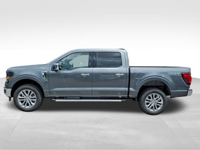 New 2026 Carbonized Gray Metallic Ford XLT image 9