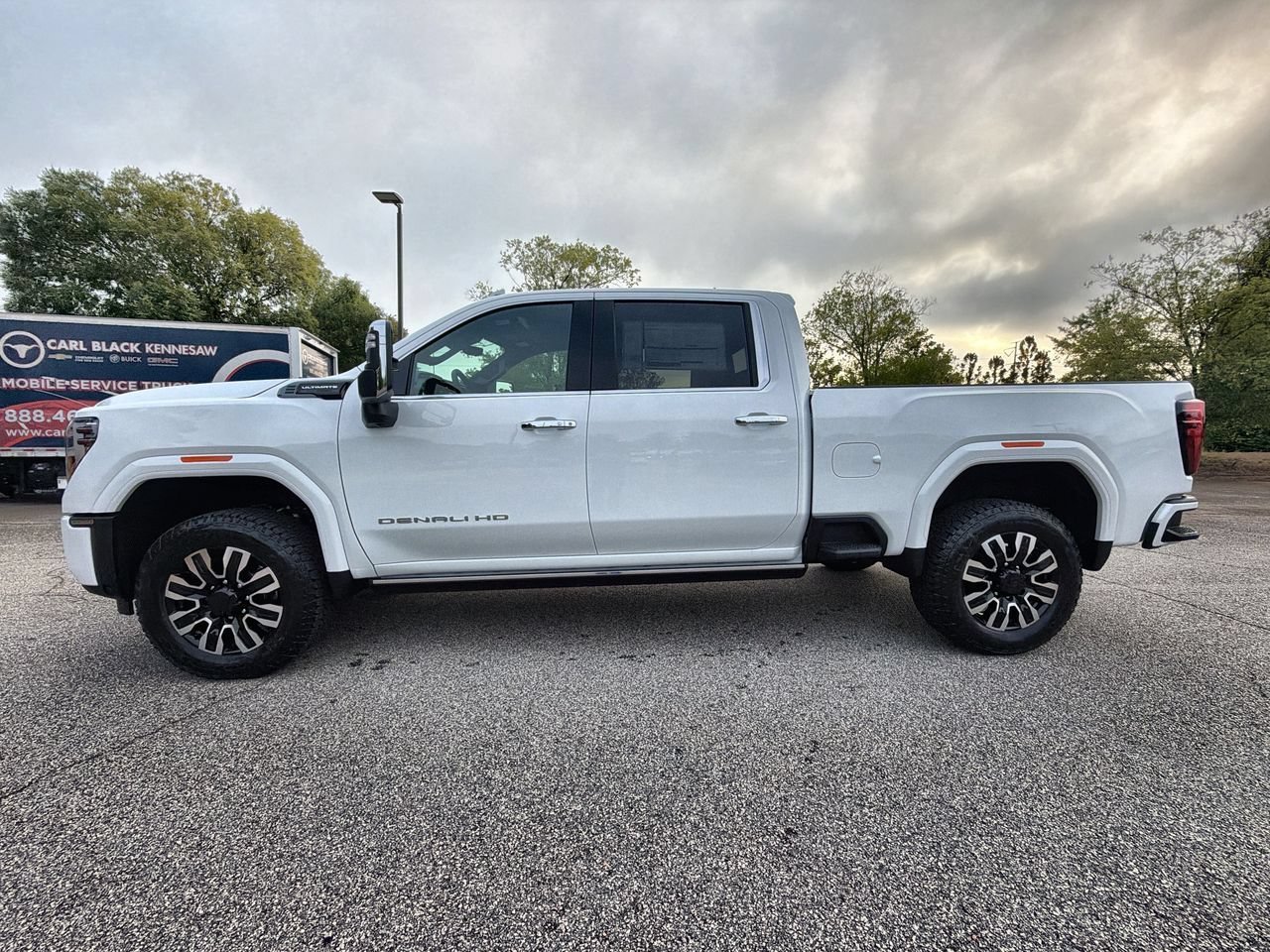 2026 GMC Sierra 2500HD Denali Ultimate - Photo 5