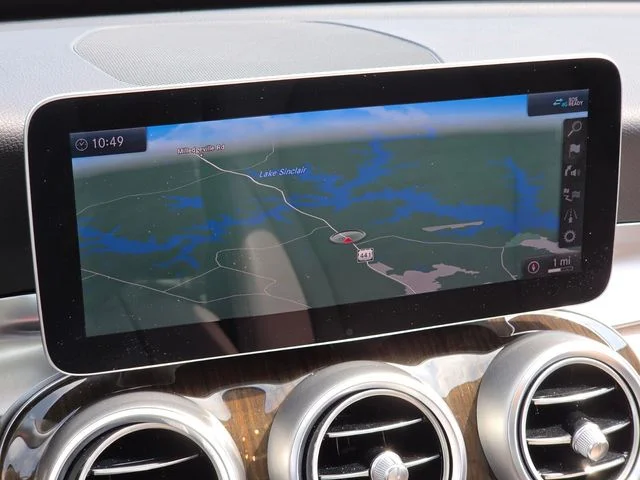 Used 2019 White Mercedes-Benz C 300 image 20