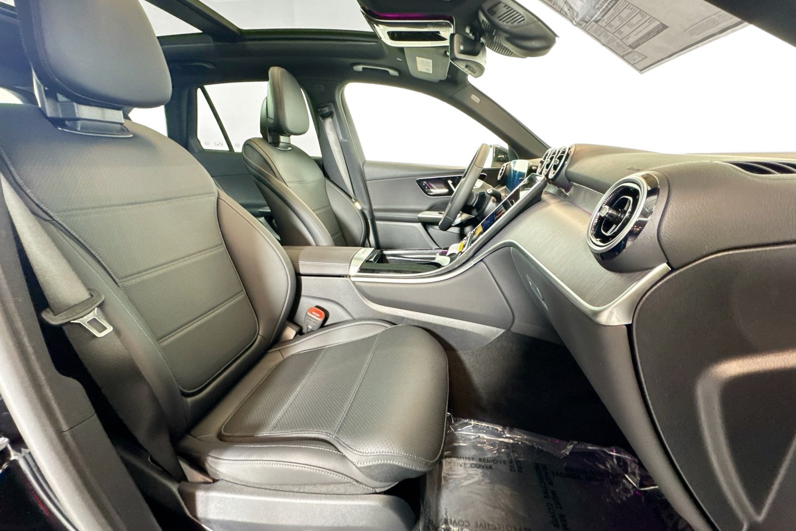 New 2026 Black Mercedes-Benz GLC 300 image 26