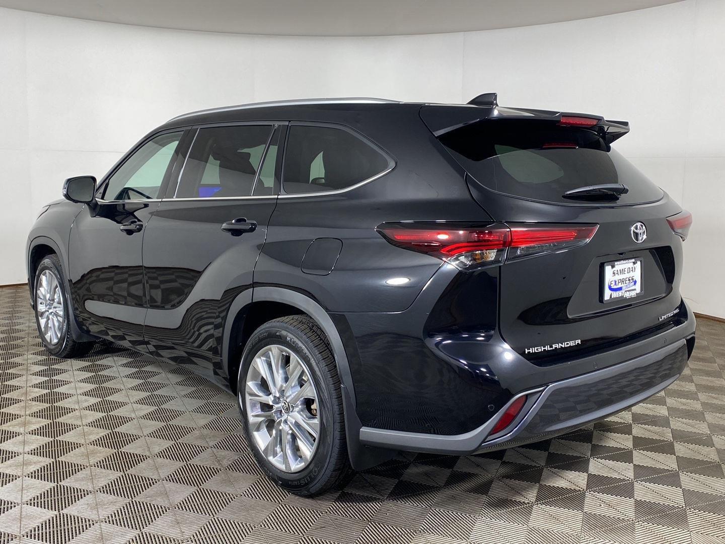 Used 2025 Midnight Black Metallic Toyota Limited image 3