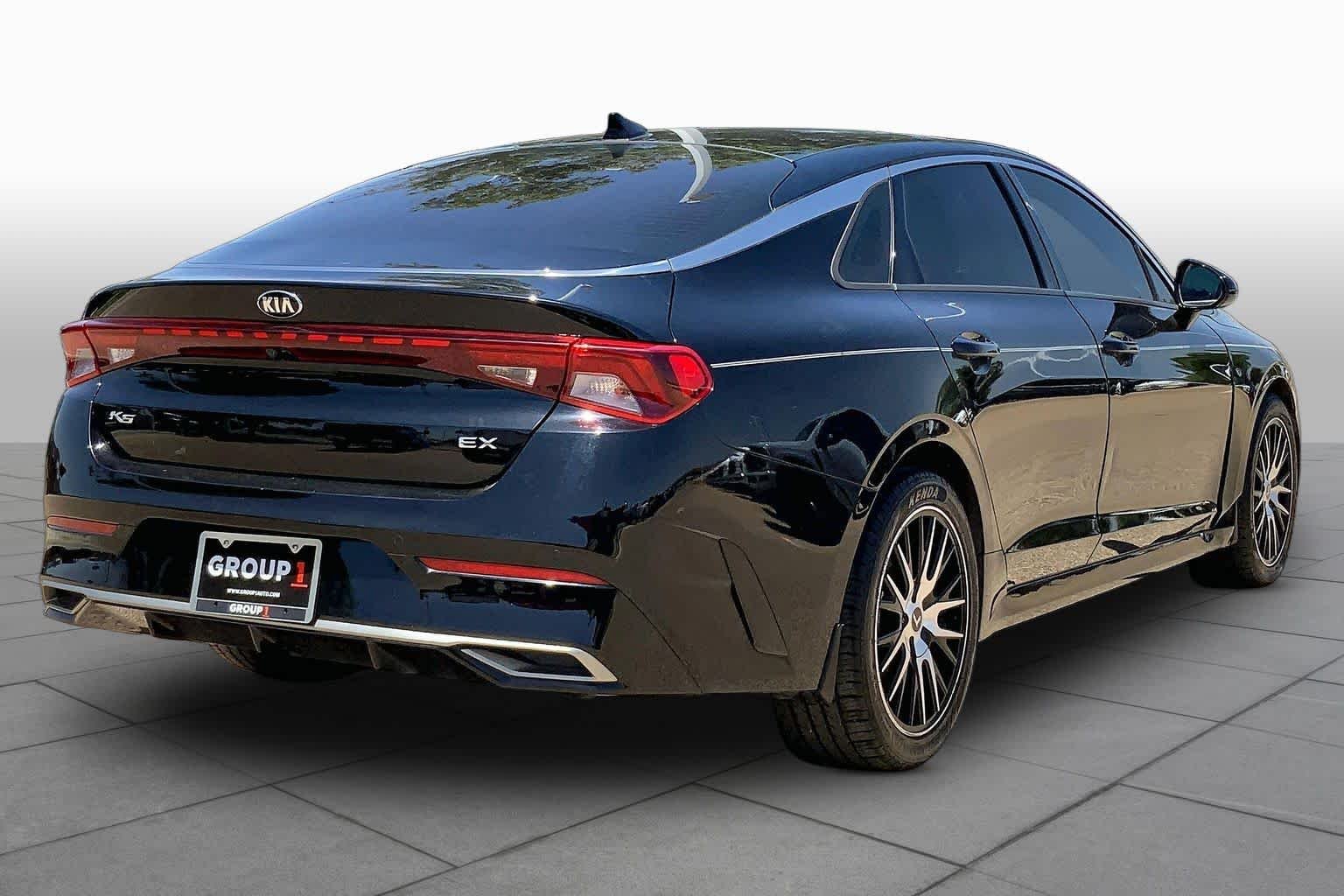 Used 2021 Ebony Black Kia EX image 13