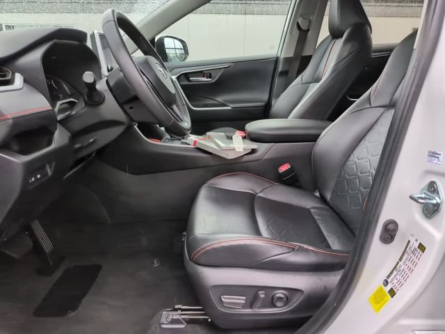 Used 2024 White Toyota Adventure image 12