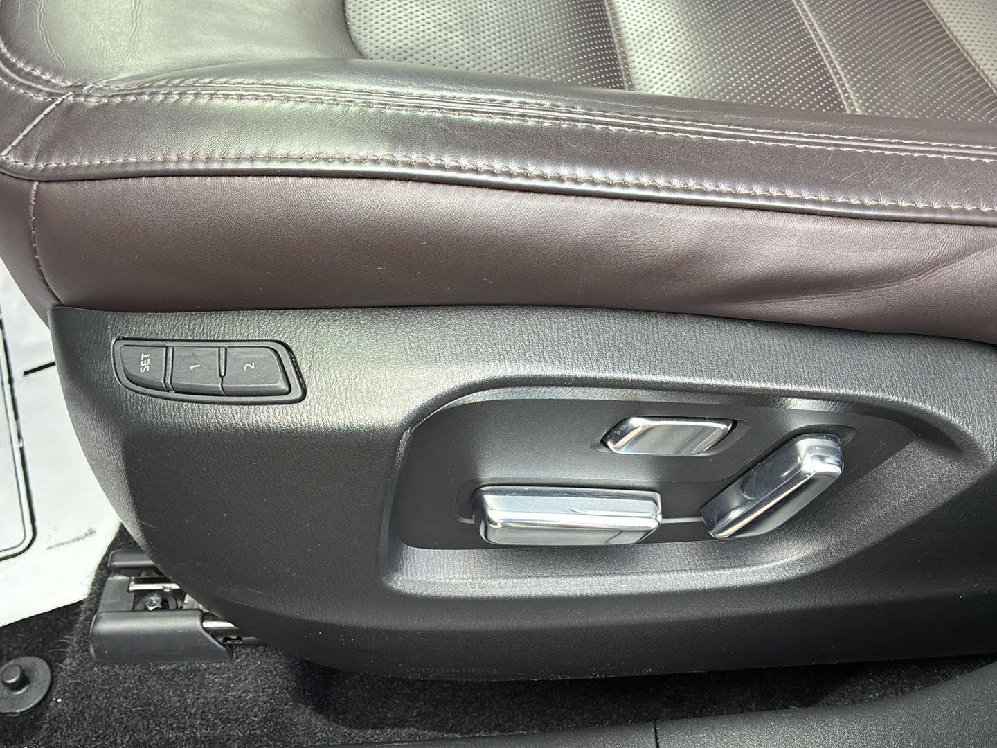 Used 2019 Jet Black Mica Mazda Signature image 15