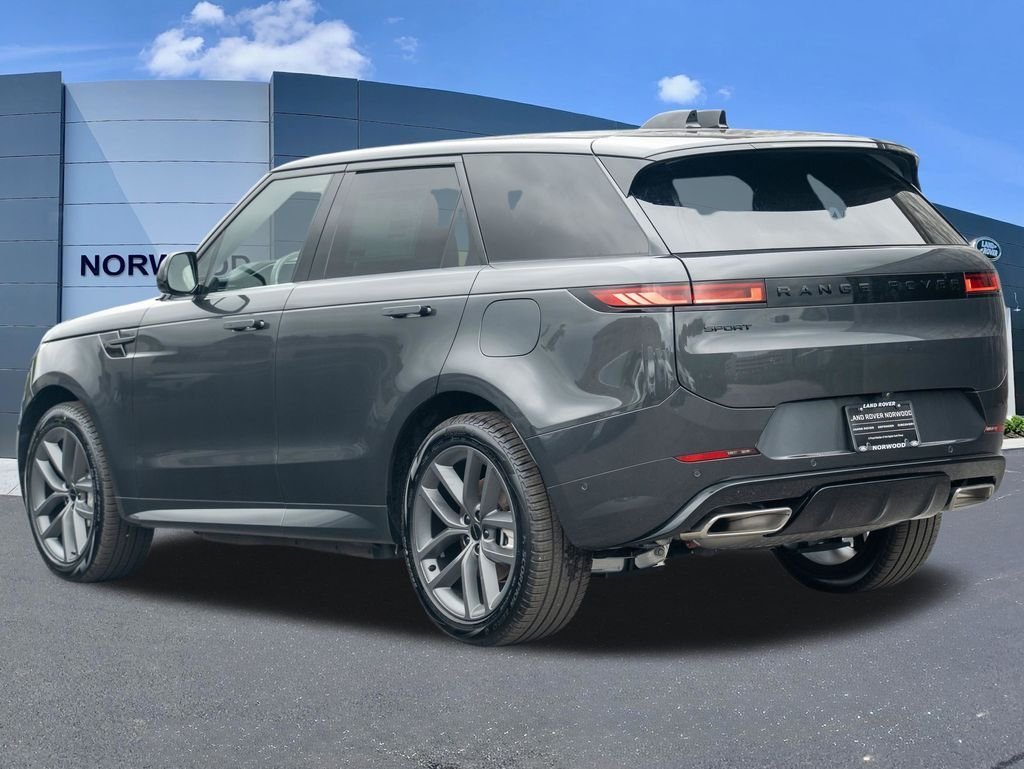 New 2026 Carpathian Grey LAND ROVER Dynamic SE image 6