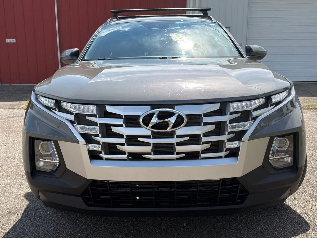 Used 2023 Gray Hyundai SEL image 18