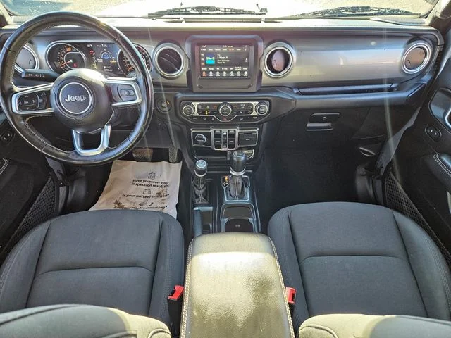 Used 2020 Silver Jeep Unlimited Sahara image 13