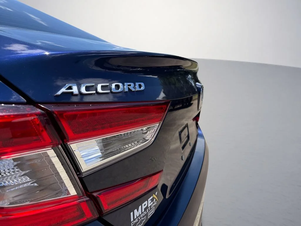 Used 2020  Honda EX-L image 40