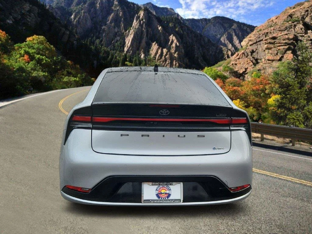 Used 2024 Cutting Edge Toyota Limited image 4
