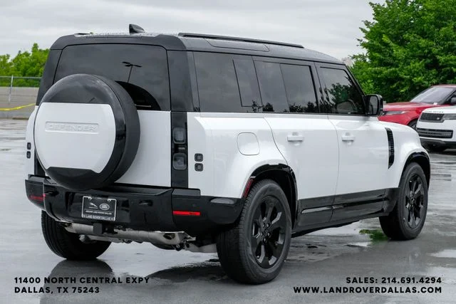 New 2026 Fuji White Land Rover X-Dynamic SE image 8