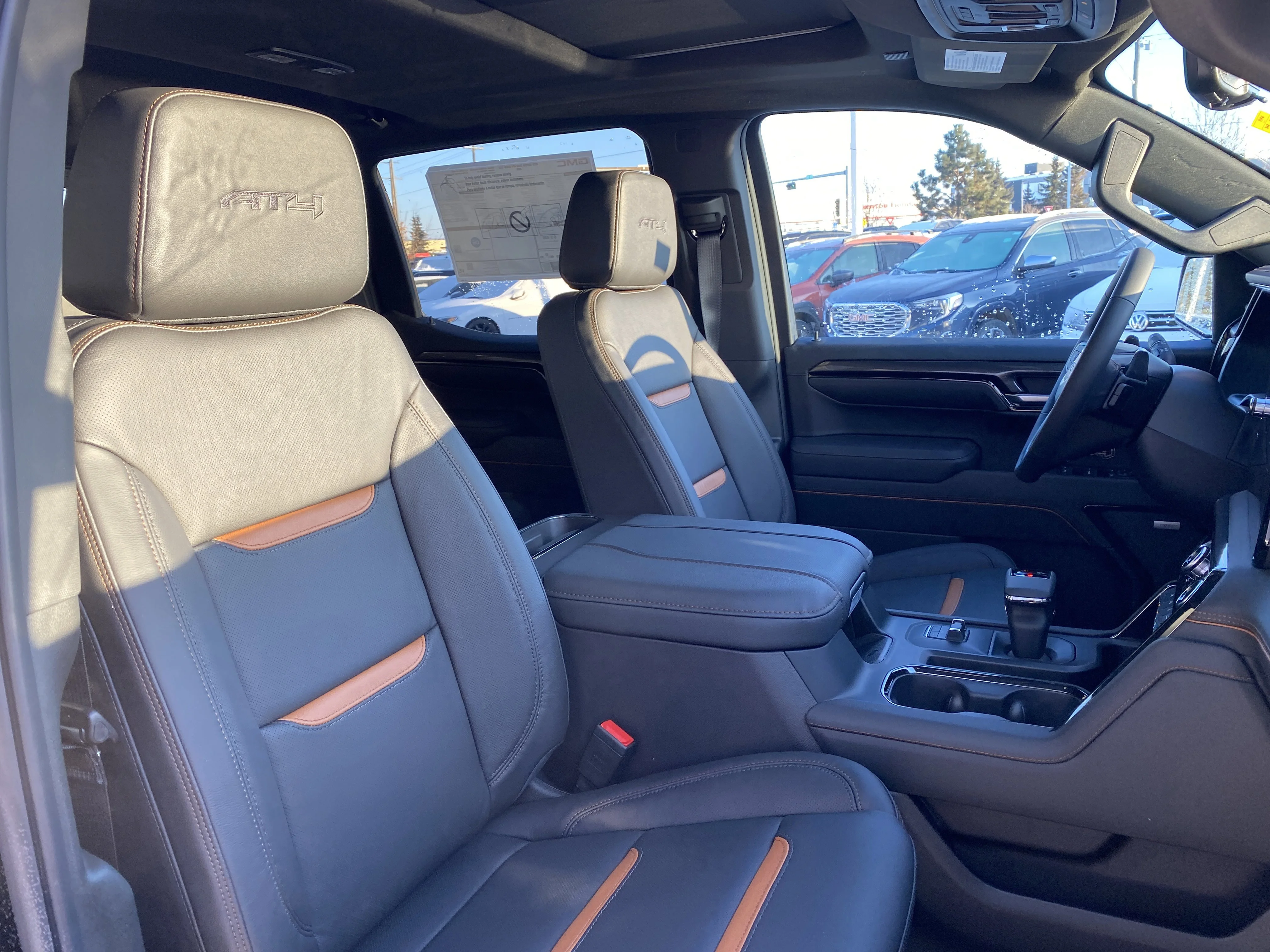 New 2026 ONYX BLACK GMC AT4 image 31