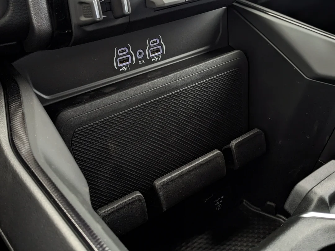 New 2026 Grey RAM Sport - - 5.7L HEMI V8 - Trailer Brake Control - 27-Gal Fuel Tank - Mopar Mats & More! image 21