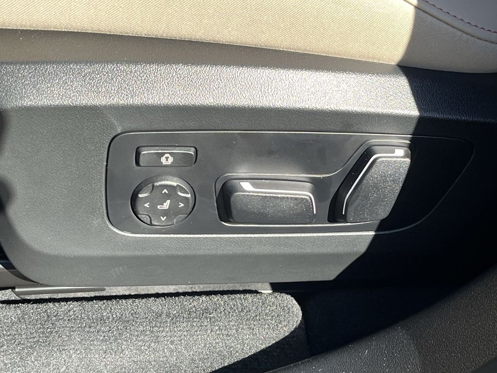 2026 BMW X3 30 - Photo 12