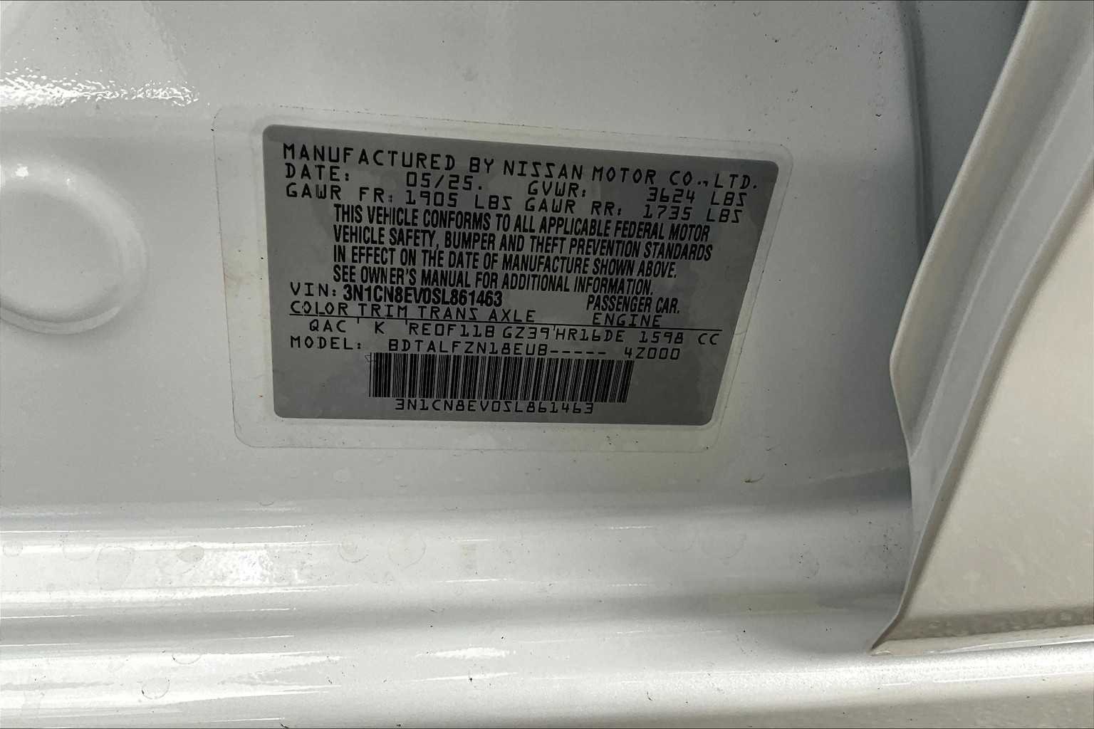 2025 Nissan Versa Sedan SV - Photo 14