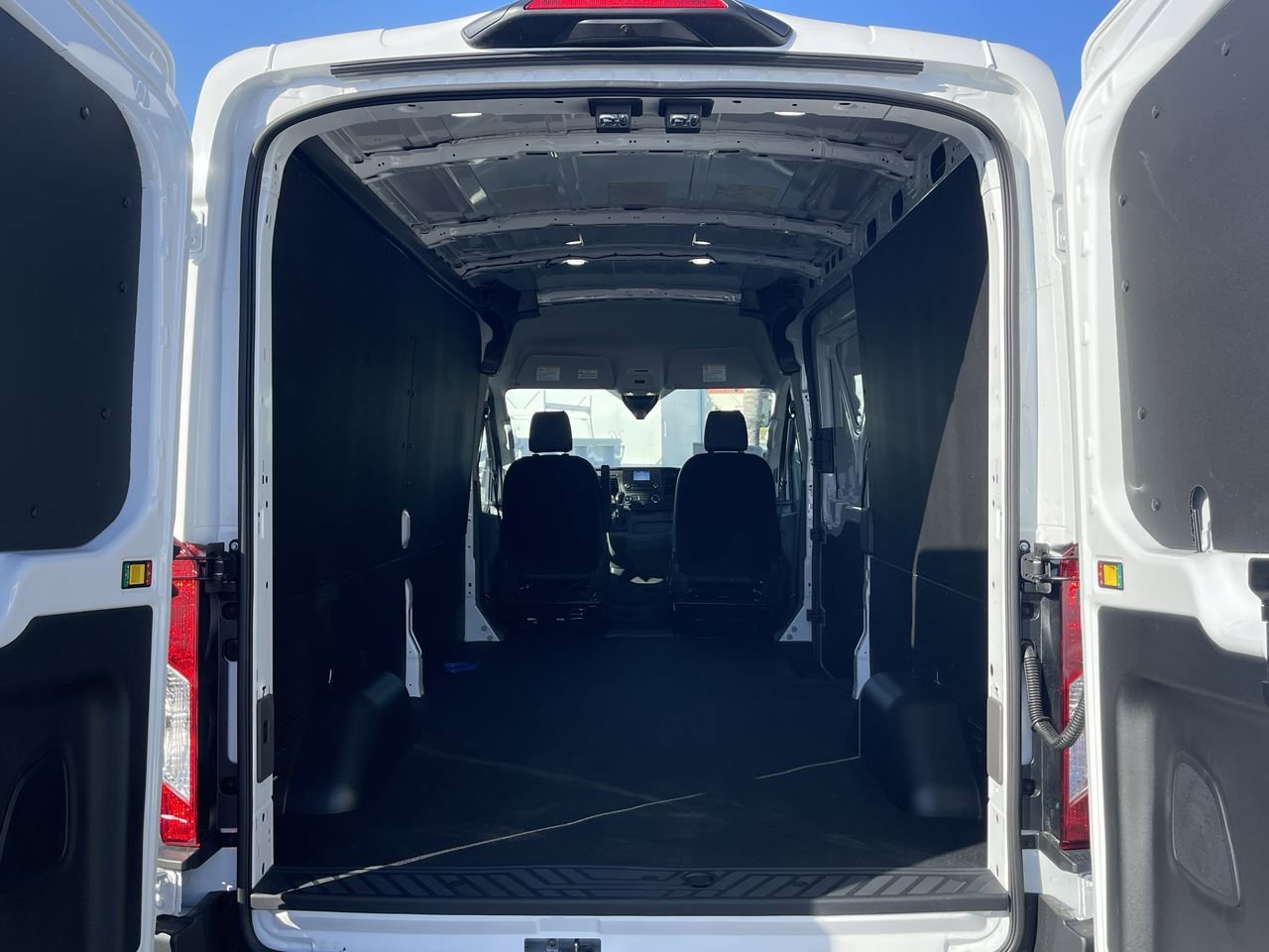 2025 Ford Transit Van Base - Photo 27