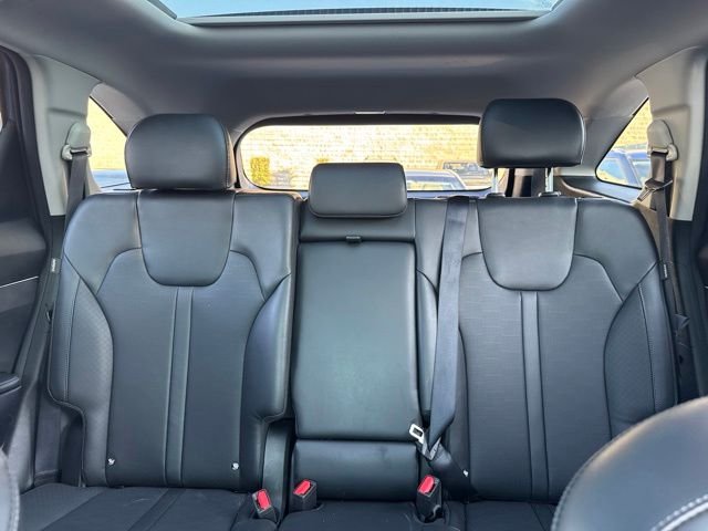 Used 2024 Silver Kia S image 10