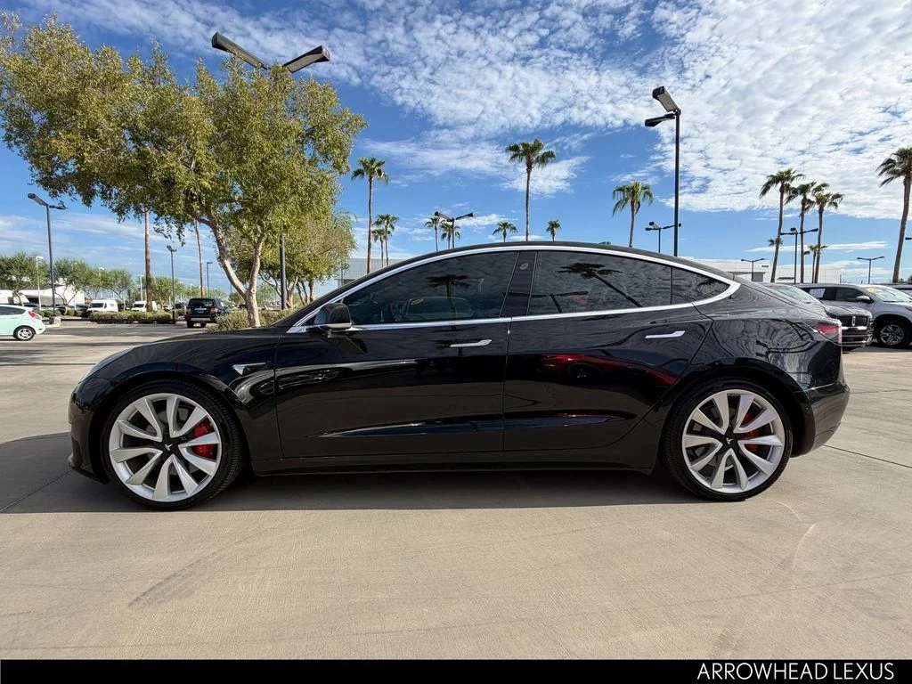 Used 2018 Black Tesla Long Range image 3