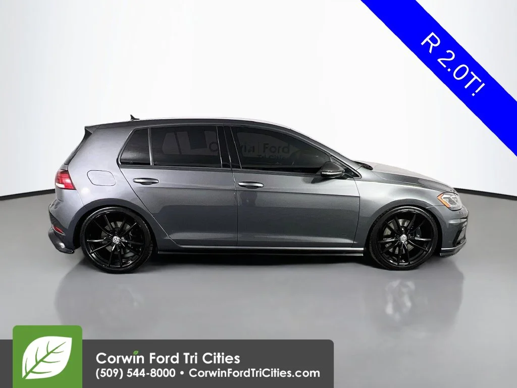 Used 2019 Indium Gray Metallic Volkswagen DCC & Navigation 4Motion image 18