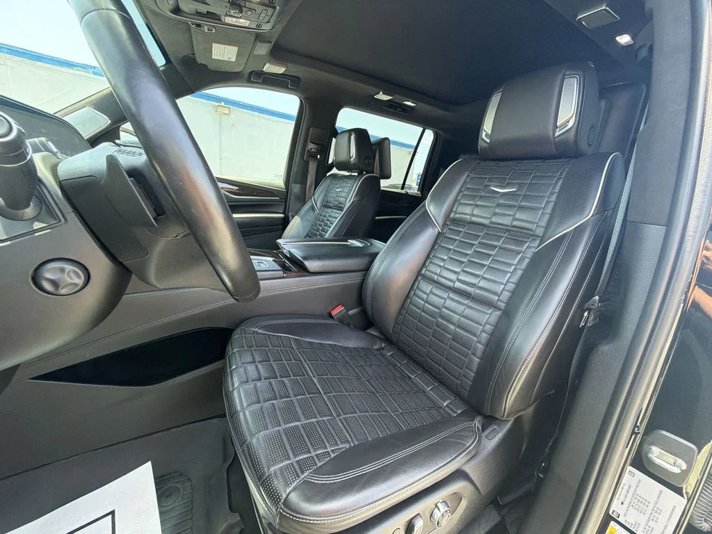 Used 2021 Black Cadillac Sport Platinum image 25