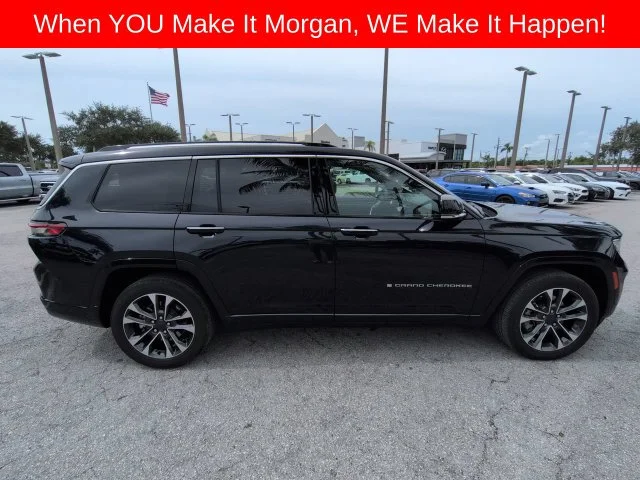 Used 2023 Black Jeep Overland image 6